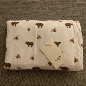 NWT Kyte Baby Honey Bear Blanket